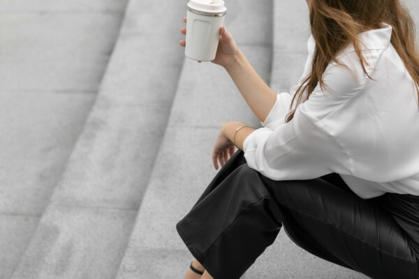 Early Signs of Insulin Resistance: The Patterns Most Women Miss